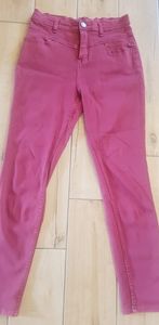 BDG maroon skinny jeans